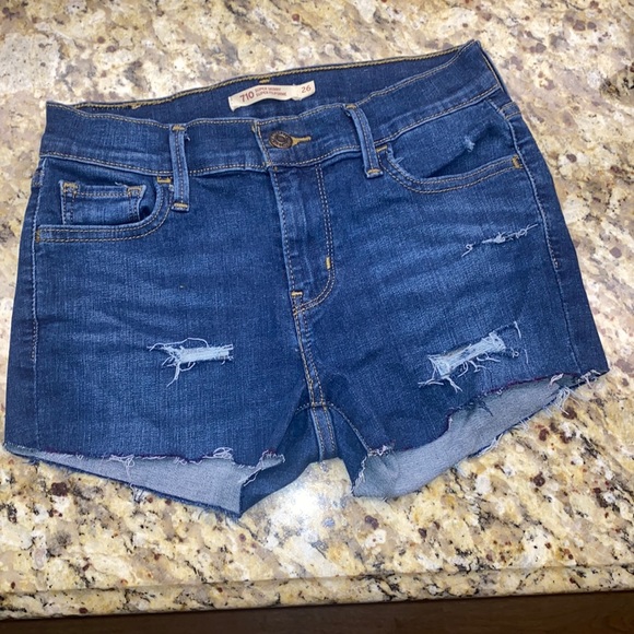 Levis 710 Super Skinny Jean Shorts - Picture 1 of 12